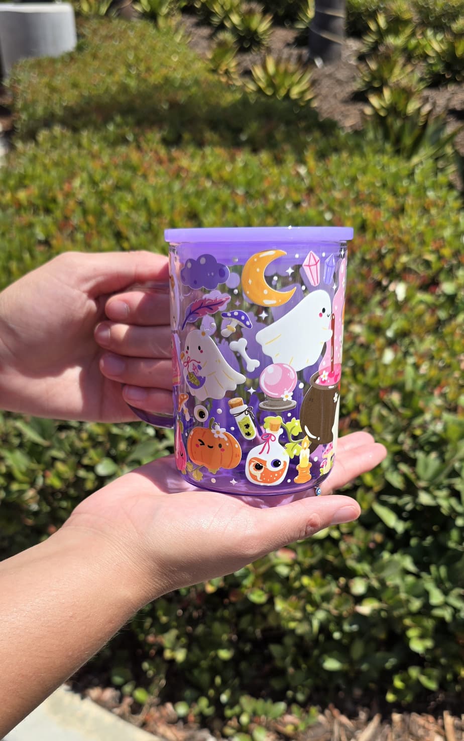 Fantasmitas tumbler with handle