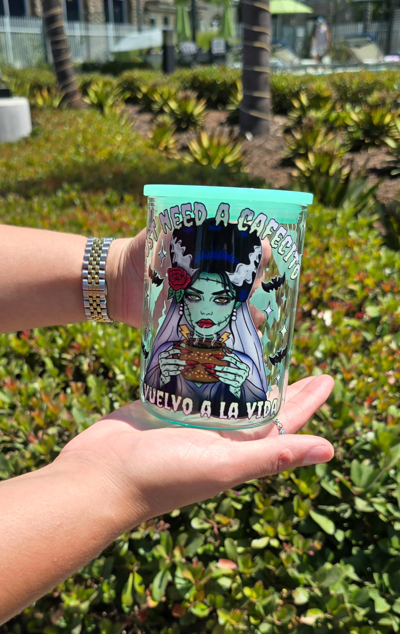 Just need a cafecito tumbler with handle